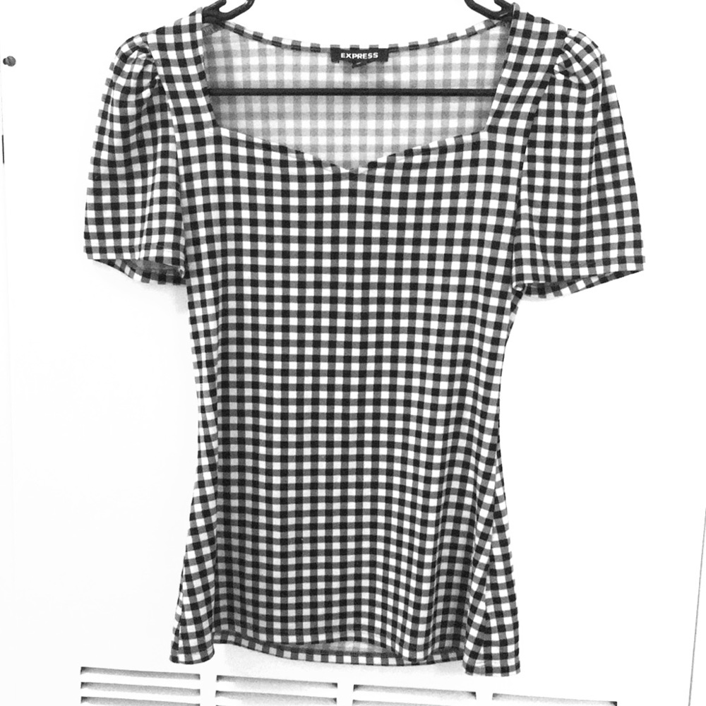 B & w checkered gingham Express women’s top